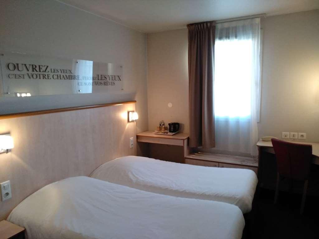 Ibis Styles Lyon Croix Rousse Hotel Room photo